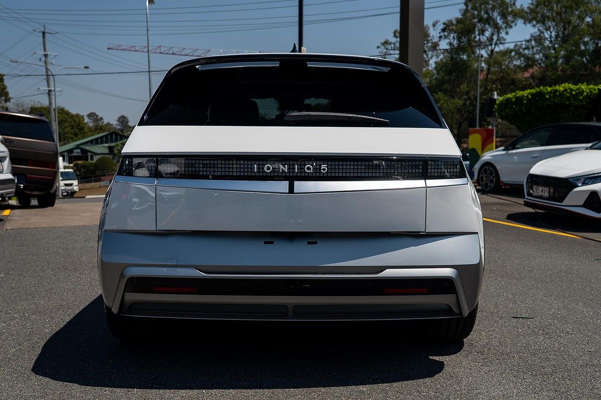 2025 Hyundai IONIQ 5 EPIQ NE.V5