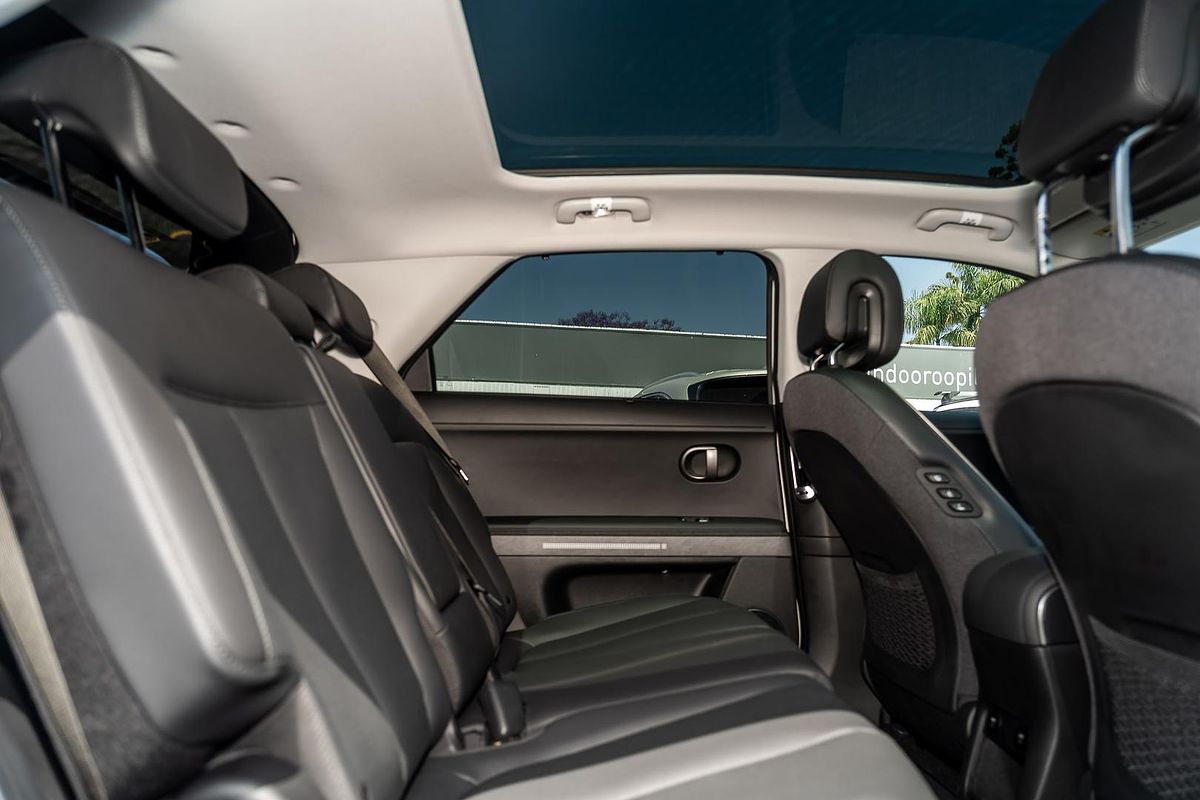 2025 Hyundai IONIQ 5 EPIQ NE.V5