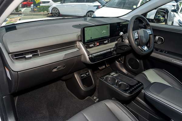 2025 Hyundai IONIQ 5 EPIQ NE.V5