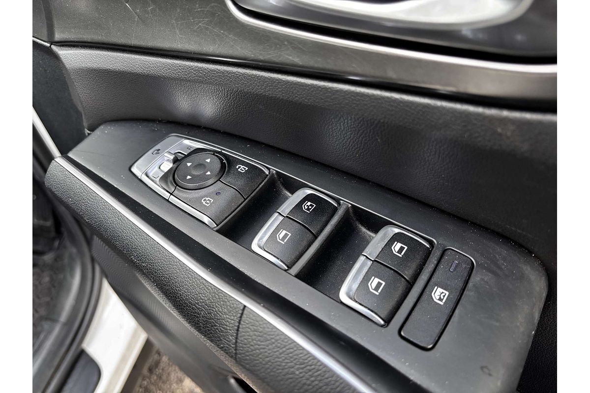 2022 Kia Sorento Sport MQ4