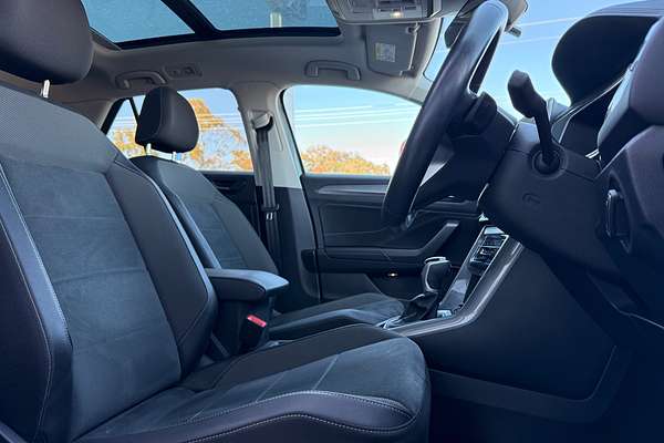 2022 Volkswagen T-Roc 110TSI Style D11