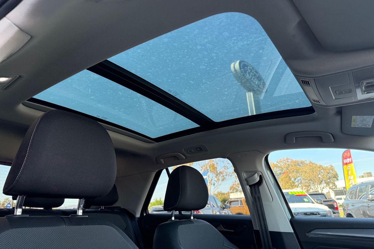 2022 Volkswagen T-Roc 110TSI Style D11