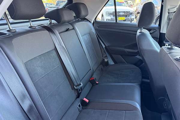 2022 Volkswagen T-Roc 110TSI Style D11