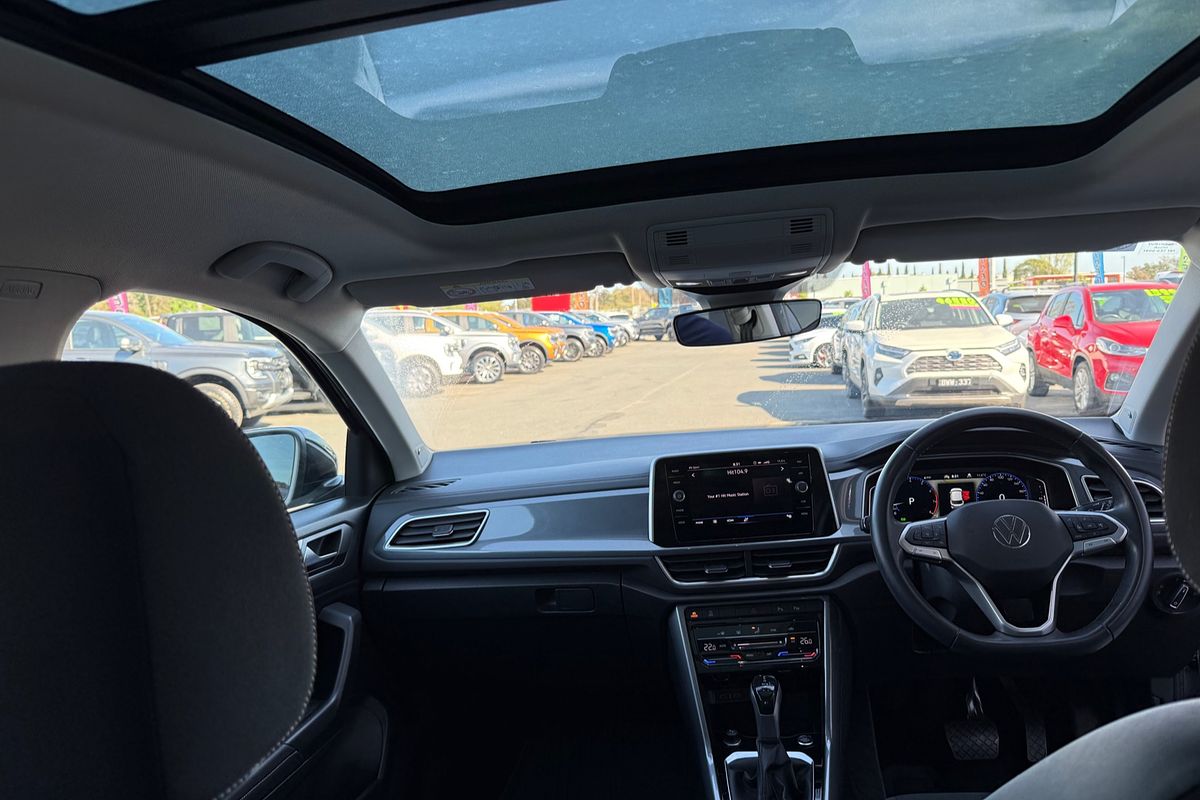 2022 Volkswagen T-Roc 110TSI Style D11