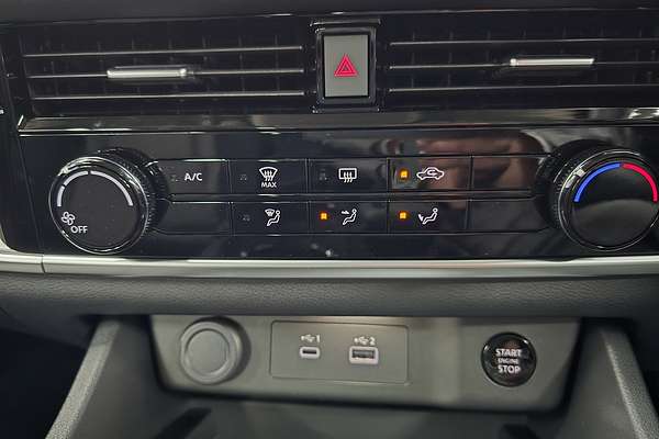 2025 Nissan X-TRAIL ST T33