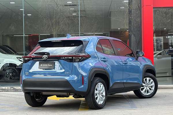 2025 Toyota Yaris Cross GX MXPJ15R