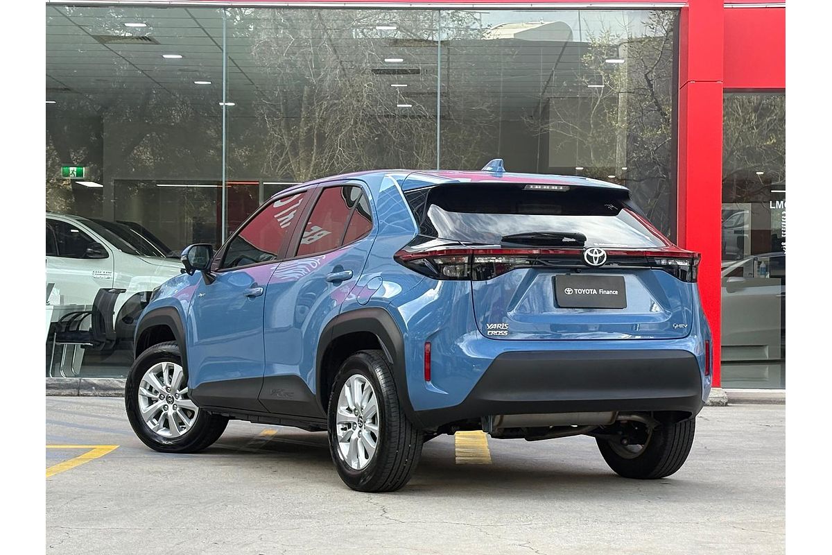 2025 Toyota Yaris Cross GX MXPJ15R