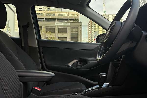 2025 Toyota Yaris Cross GX MXPJ15R