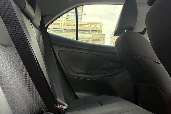 2025 Toyota Yaris Cross GX MXPJ15R