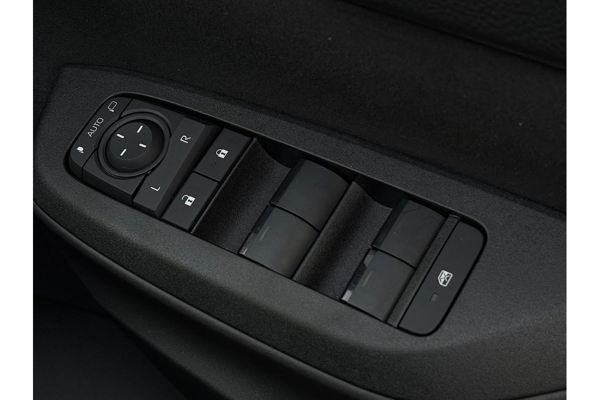 2025 Toyota Yaris Cross GX MXPJ15R