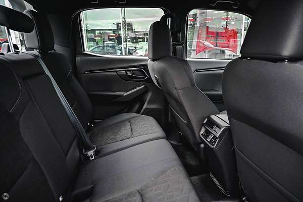 2025 Isuzu D-MAX X-RIDER 4X4