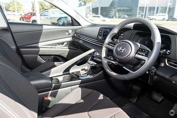 2025 Hyundai i30 Hybrid CN7.V2