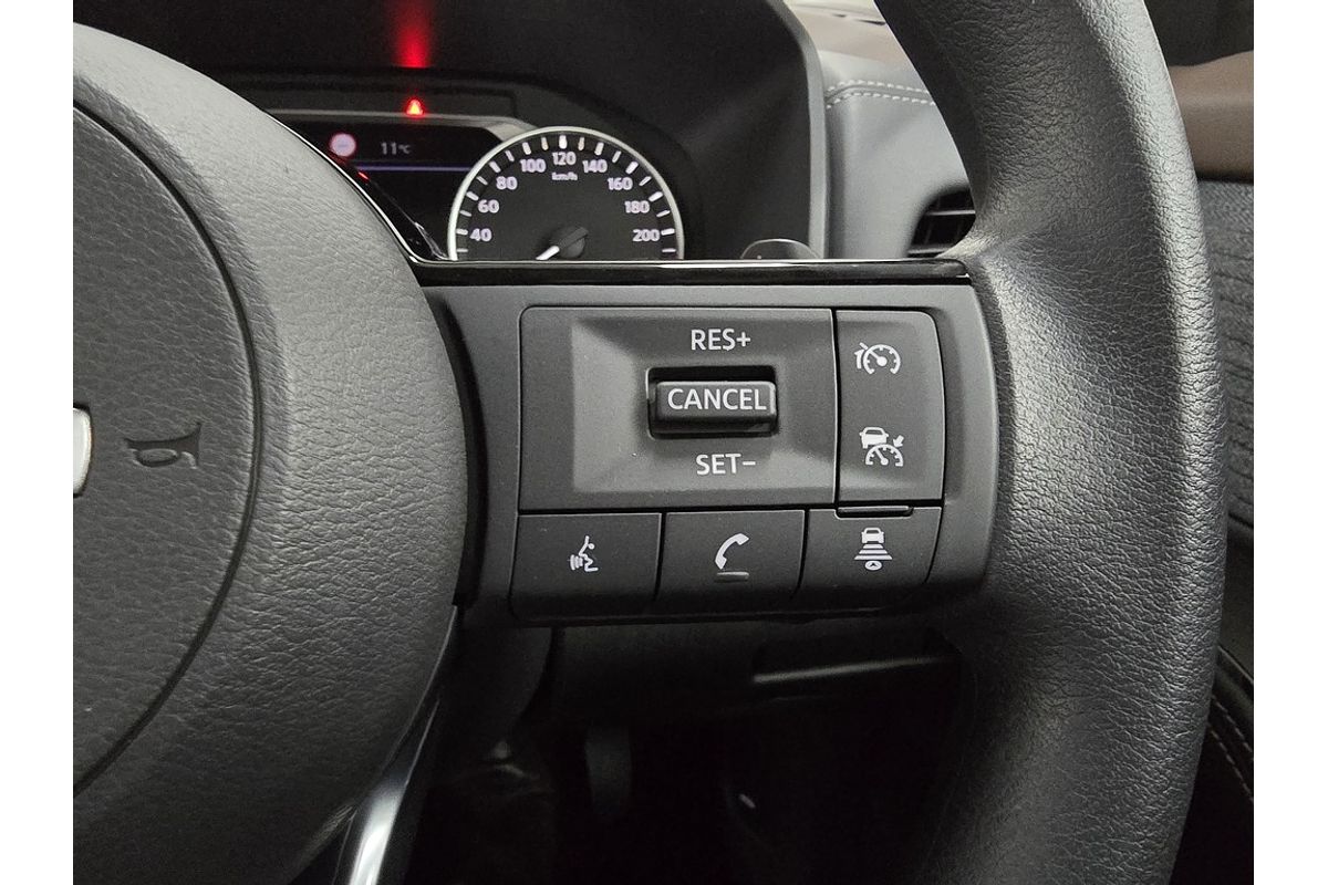 2025 Nissan X-TRAIL ST T33