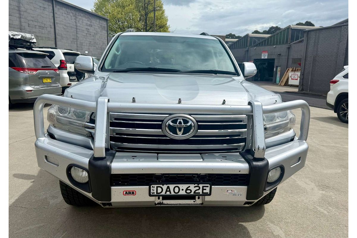 2016 Toyota Landcruiser GXL VDJ200R