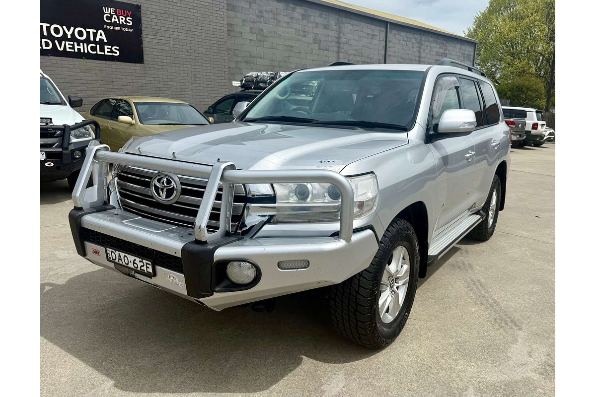 2016 Toyota Landcruiser GXL VDJ200R