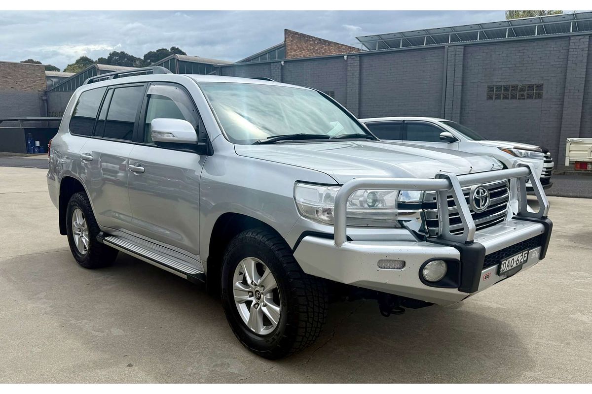 2016 Toyota Landcruiser GXL VDJ200R
