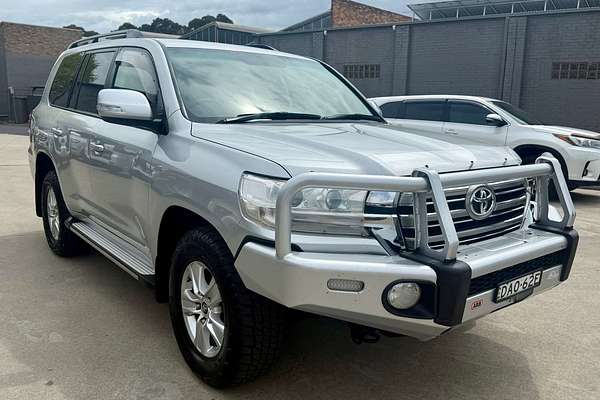 2016 Toyota Landcruiser GXL VDJ200R