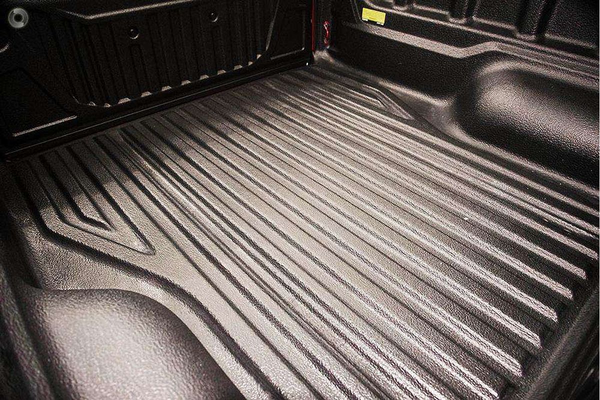 2025 Isuzu D-MAX BLADE 4X4