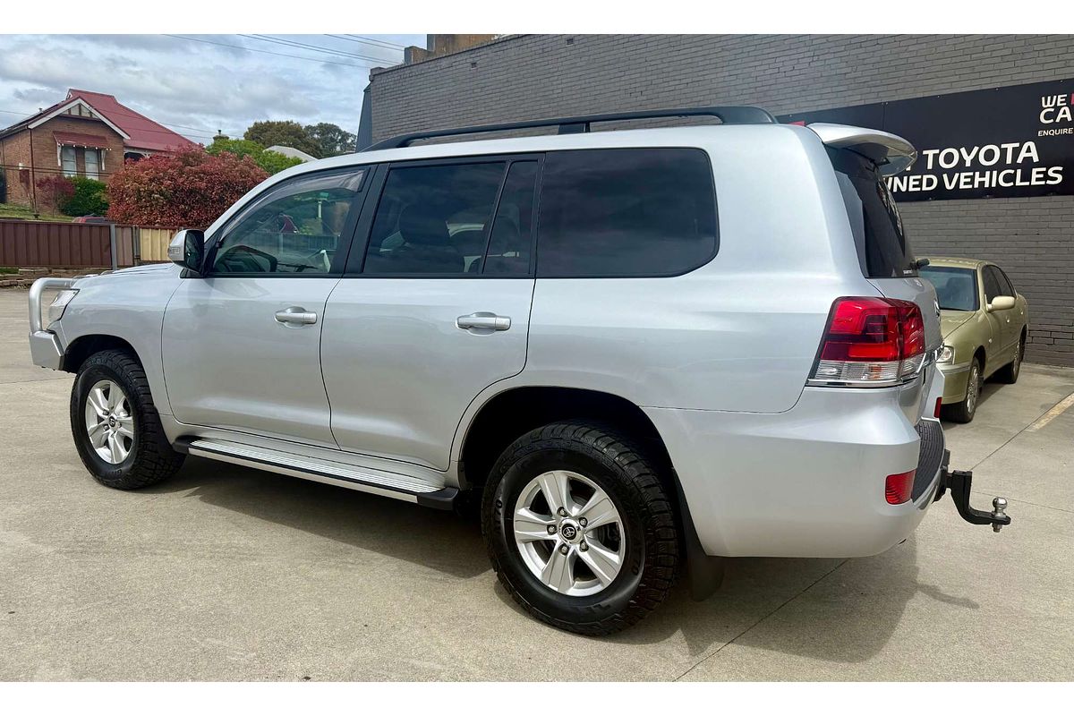2016 Toyota Landcruiser GXL VDJ200R