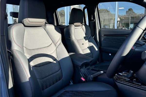 2025 Isuzu D-MAX X-TERRAIN 4X4