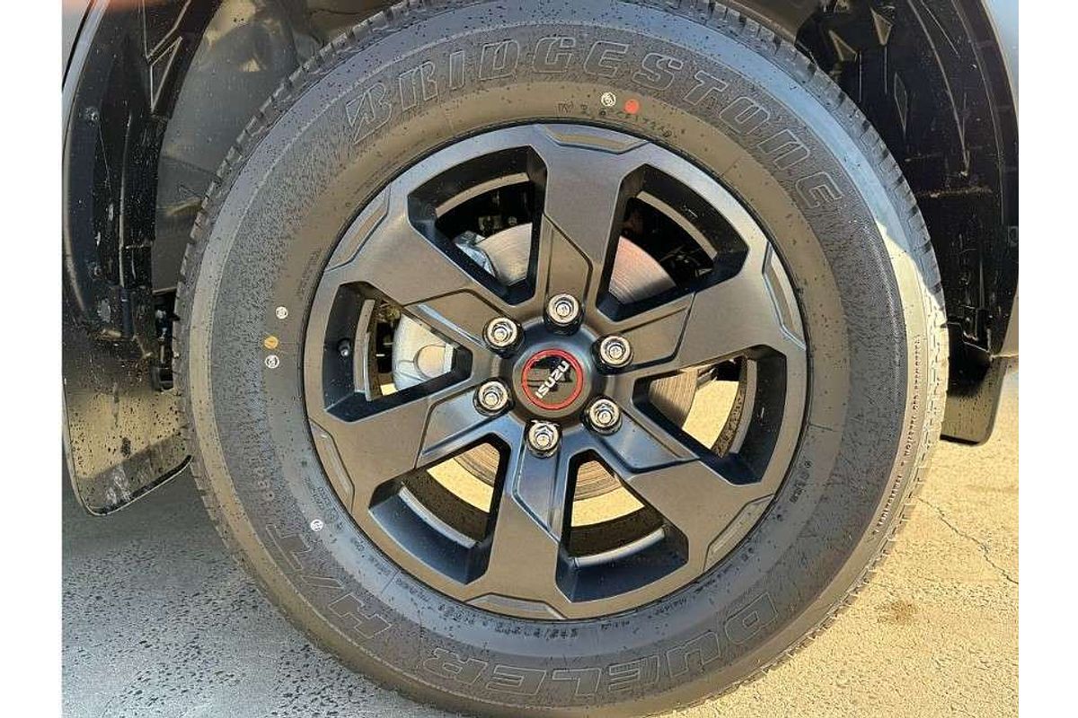 2025 Isuzu D-MAX X-TERRAIN 4X4