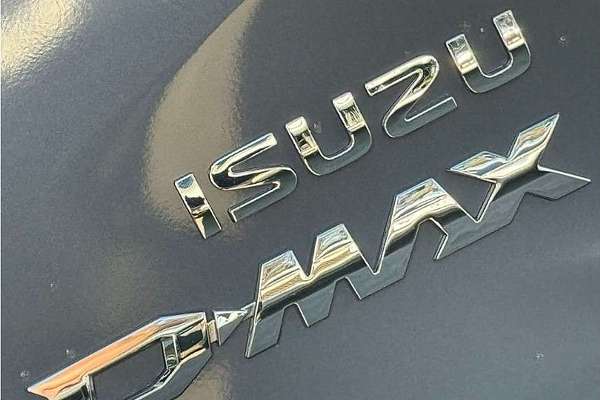 2025 Isuzu D-MAX X-TERRAIN 4X4