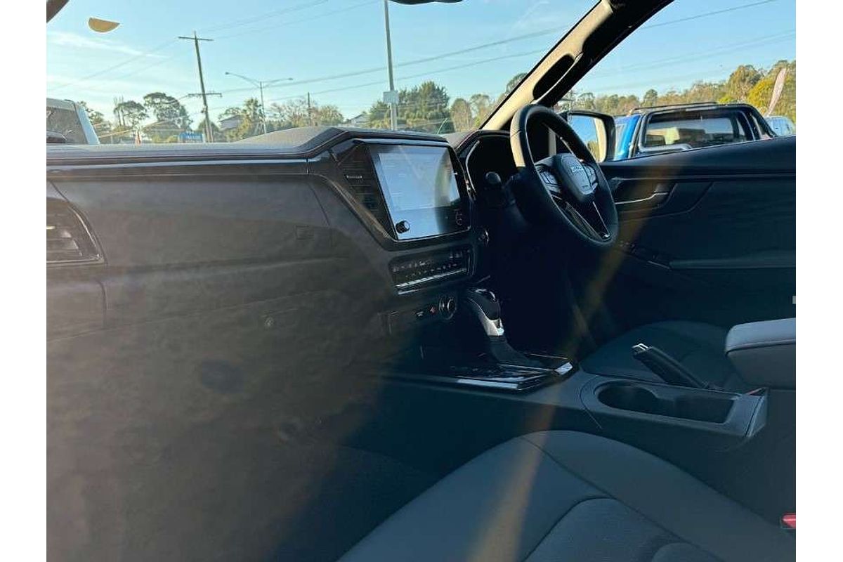 2025 Isuzu D-MAX X-TERRAIN 4X4