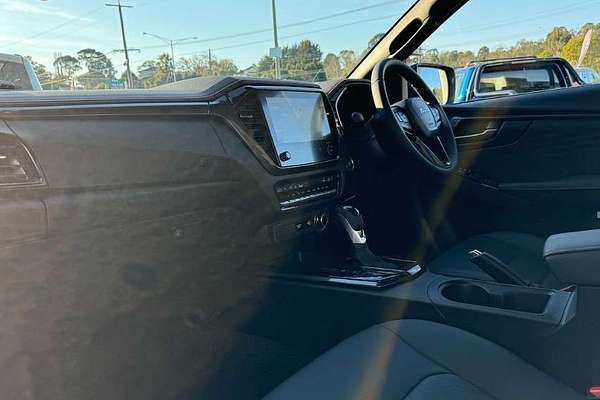 2025 Isuzu D-MAX X-TERRAIN 4X4