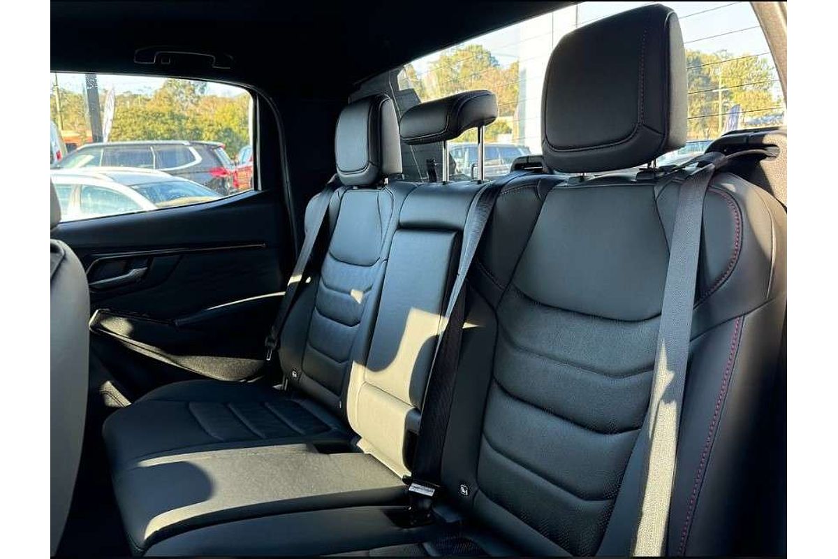 2025 Isuzu D-MAX X-TERRAIN 4X4