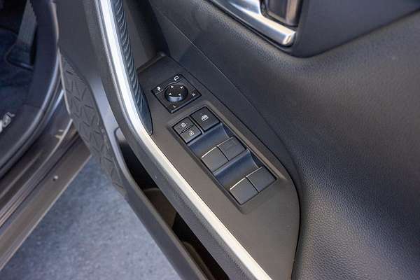 2020 Toyota RAV4 Cruiser MXAA52R