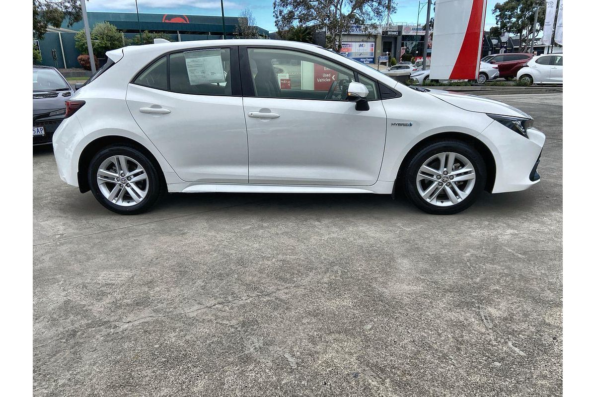 2022 Toyota Corolla Ascent Sport Hybrid ZWE211R