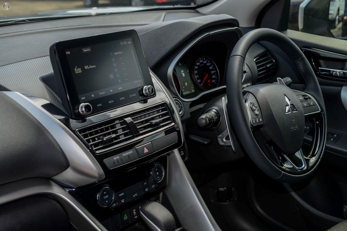 2023 Mitsubishi Eclipse Cross LS YB
