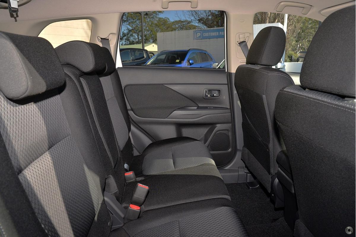 2018 Mitsubishi Outlander LS ZL