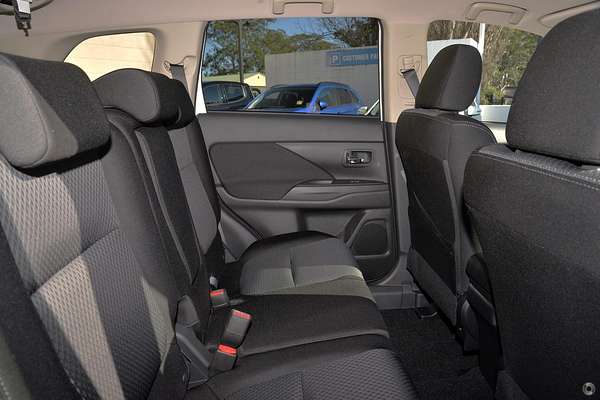 2018 Mitsubishi Outlander LS ZL