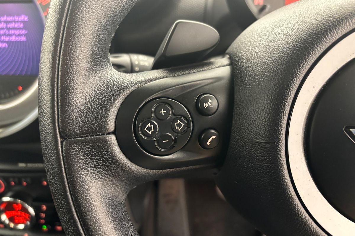 2015 MINI Countryman Cooper R60