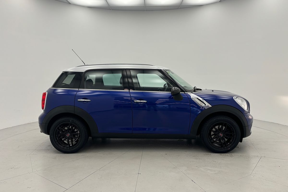 2015 MINI Countryman Cooper R60