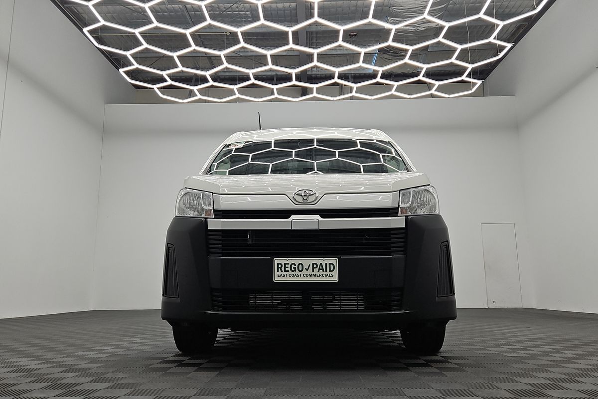 2019 Toyota Hiace Commuter GDH322R ELWB High Roof