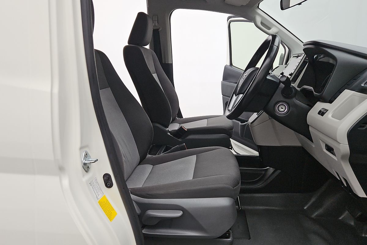 2019 Toyota Hiace Commuter GDH322R ELWB High Roof