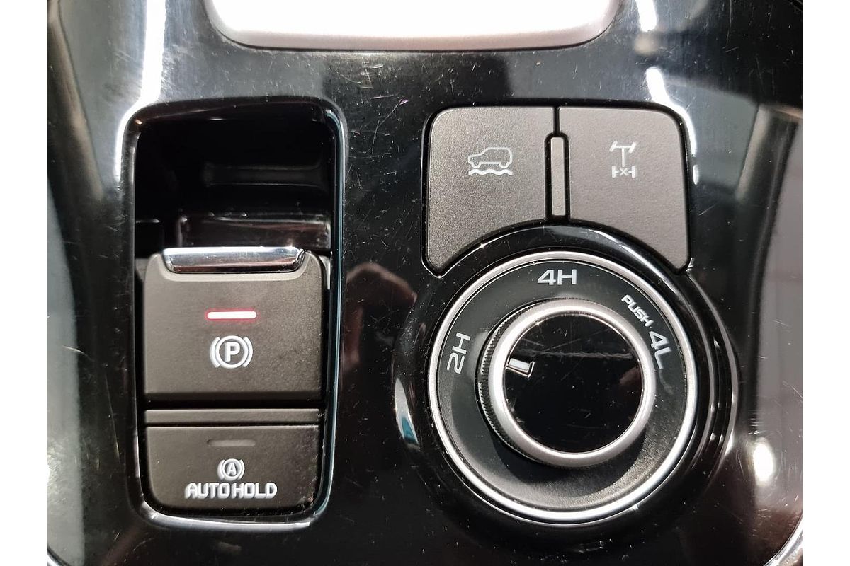 2024 Isuzu MU-X LS-T