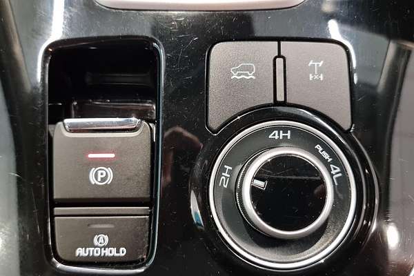 2024 Isuzu MU-X LS-T