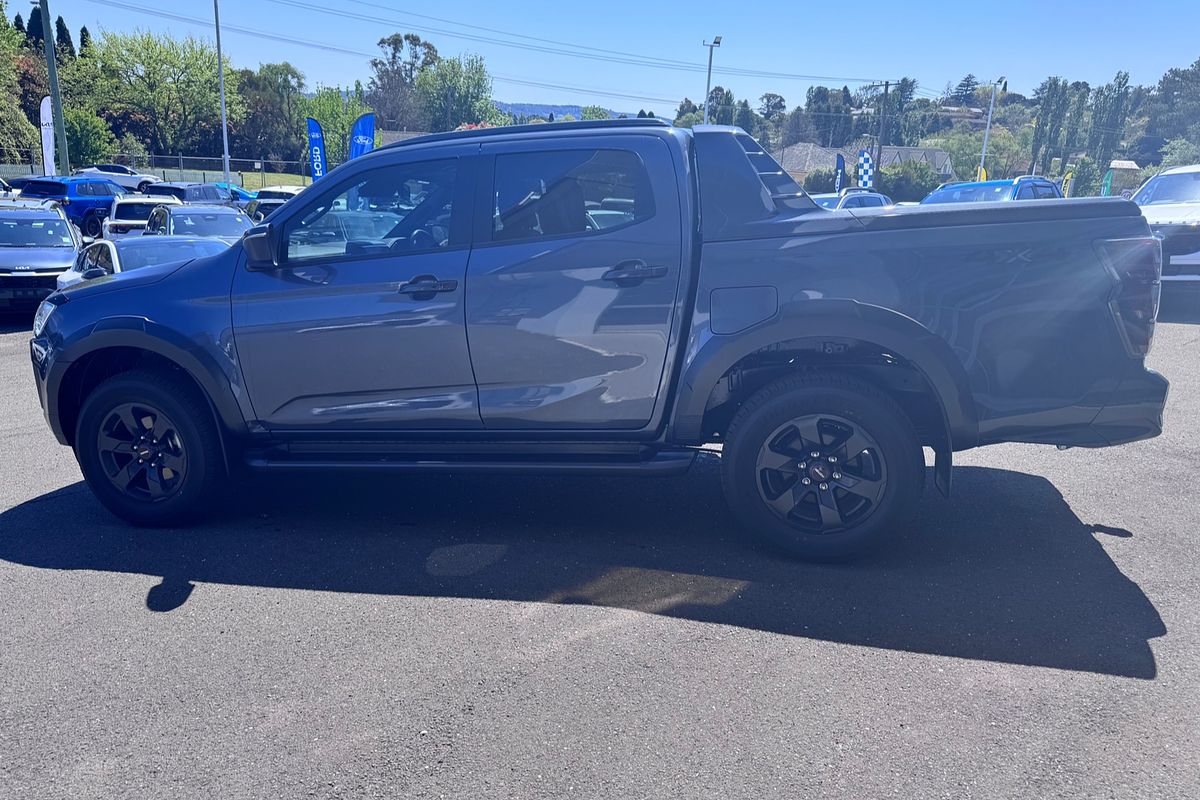 2025 Isuzu D-MAX X-TERRAIN 4X4