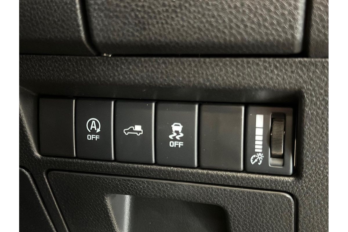 2025 Isuzu D-MAX X-TERRAIN 4X4
