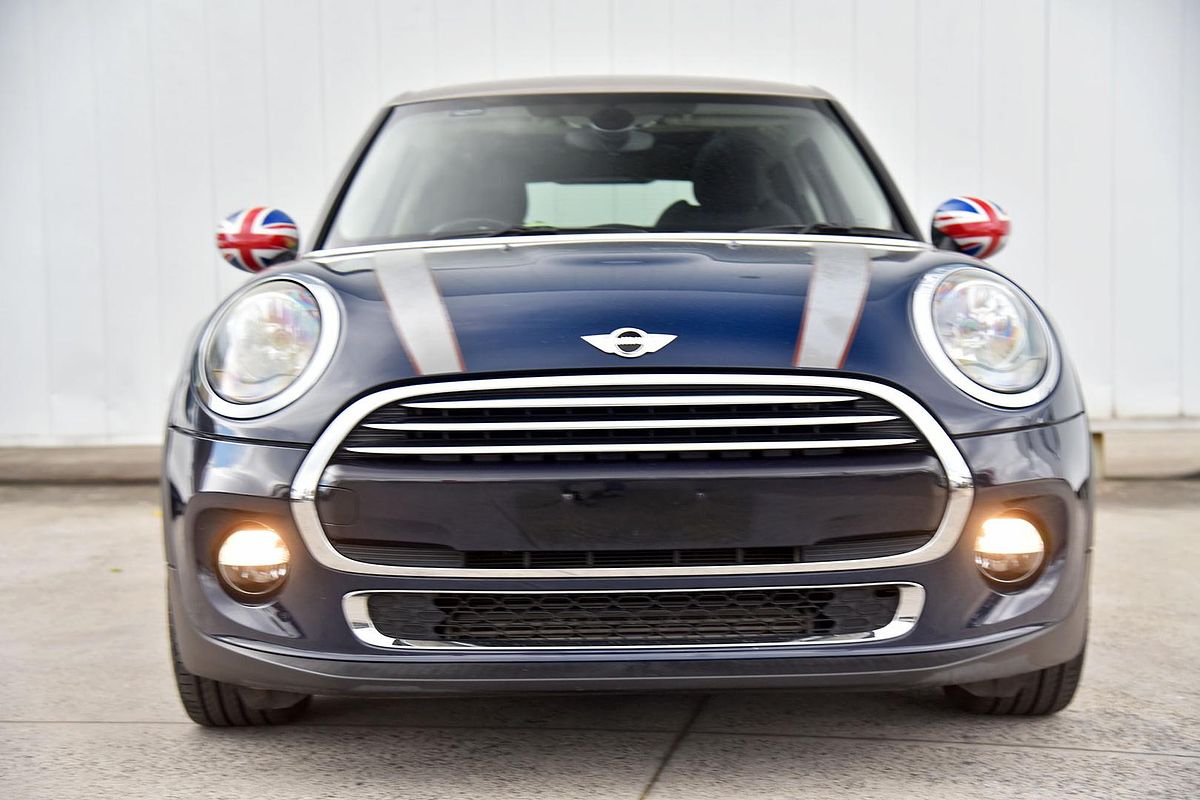 2017 MINI Cooper  F55