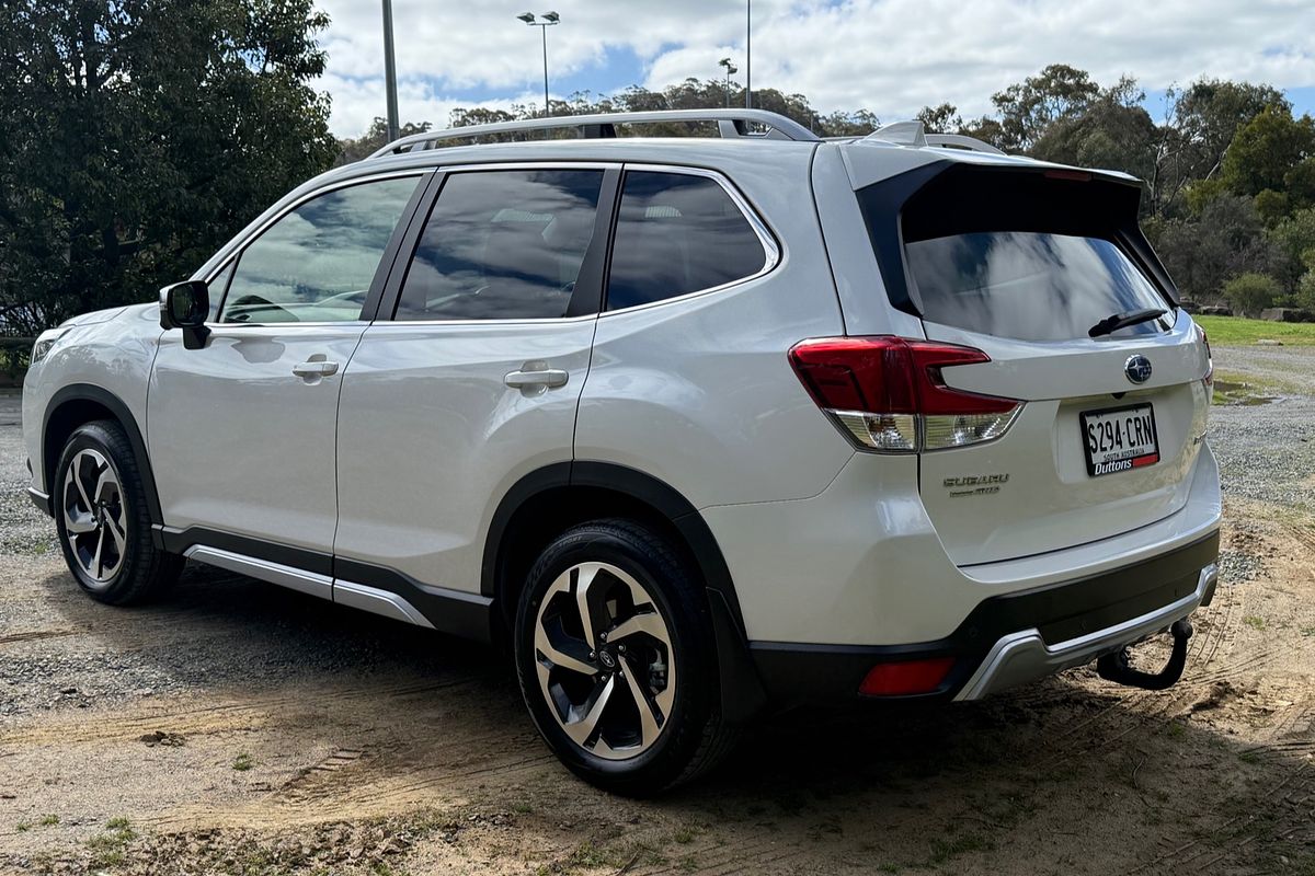 2022 Subaru Forester 2.5i-S S5
