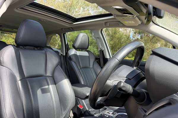 2022 Subaru Forester 2.5i-S S5