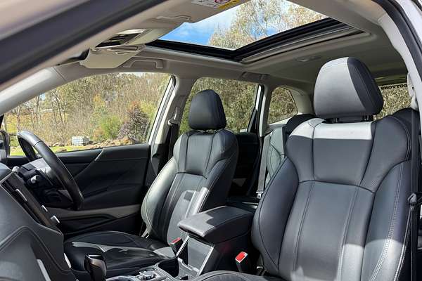 2022 Subaru Forester 2.5i-S S5