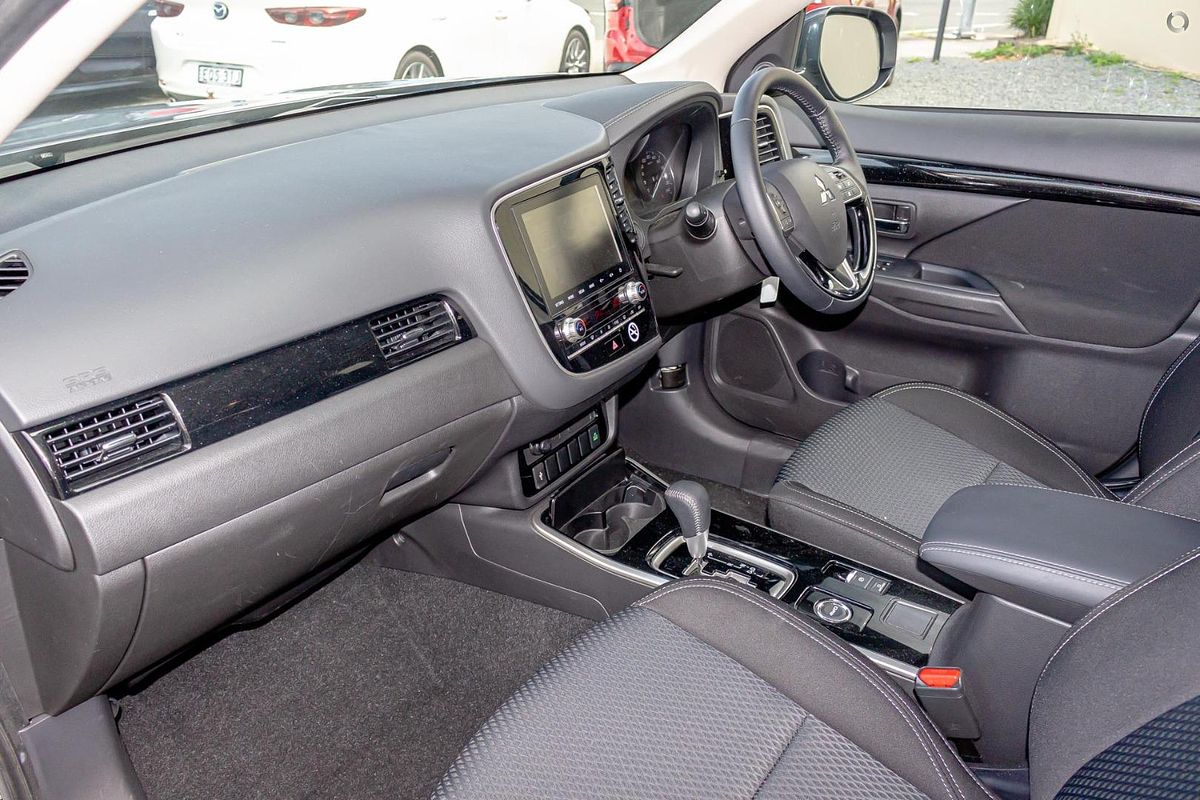 2021 Mitsubishi Outlander ES ZL