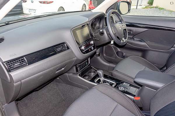 2021 Mitsubishi Outlander ES ZL
