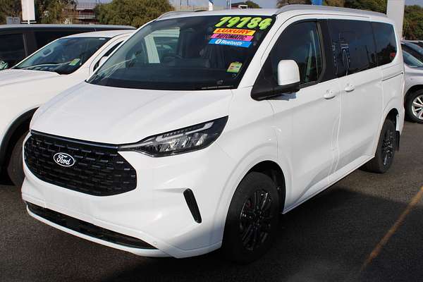 2025 Ford Tourneo Active AV SWB