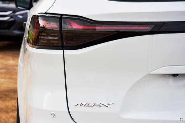 2025 Isuzu MU-X LS-M